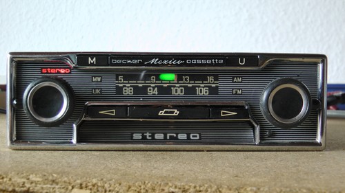 P10 oldtimer autoradio - autoradio, becker